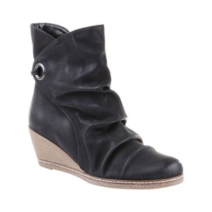 Boots nữ BATA cổ thấp đế xuồng đen BB15