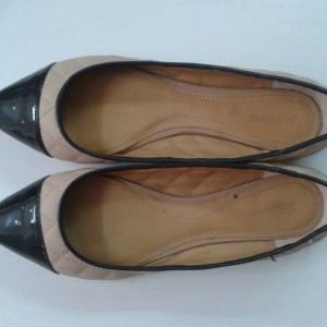 Giày bệt nữ STRADIVARIVARIUS màu nude đen GB66