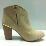 Boot nữ VNXK STRADIVARIUS đế vuông BB108.TR.39